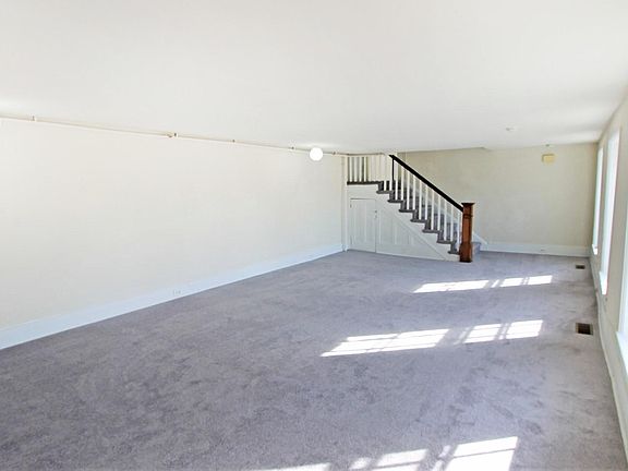2nd image of 100 E Price St APT 3B