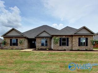 17198 Stonegate Dr, Athens, AL 35613