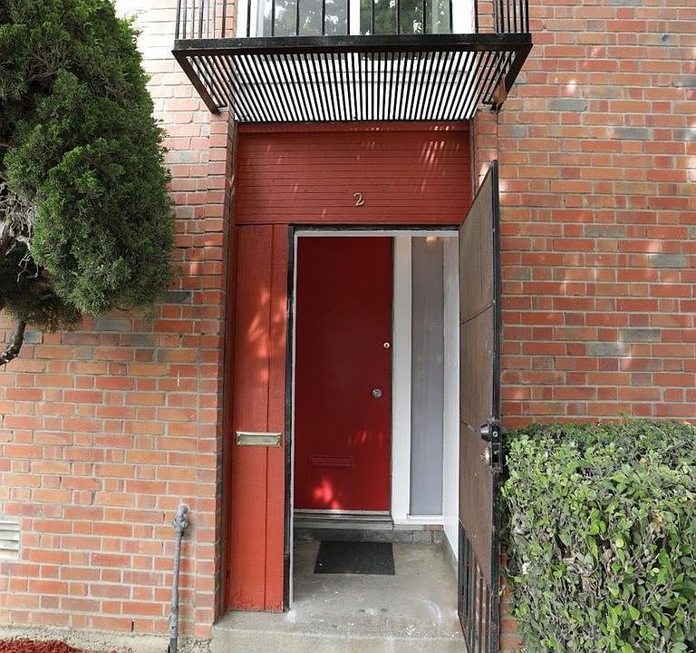 1st image of 2 Argonaut Ave