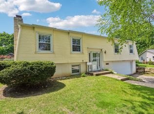 110 Valley View Ct, Verona, WI 53593