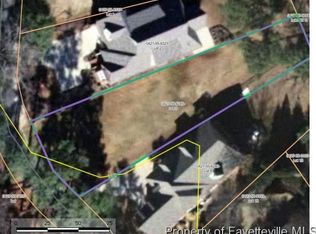 313 E Park Dr, Fayetteville, NC 28305