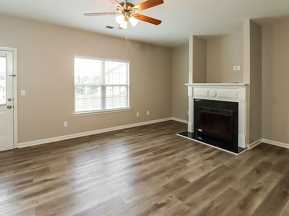 5th image of 236 Swem Ct
