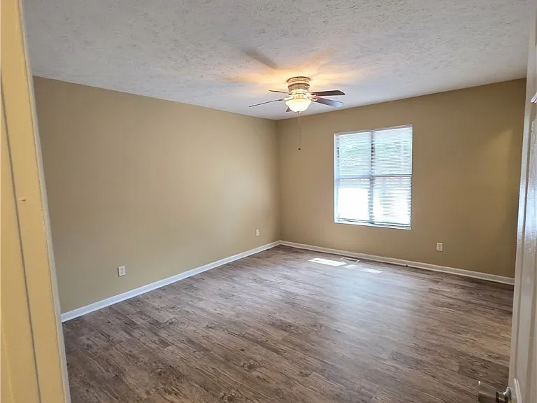 7172 Evanston St — Photo 14