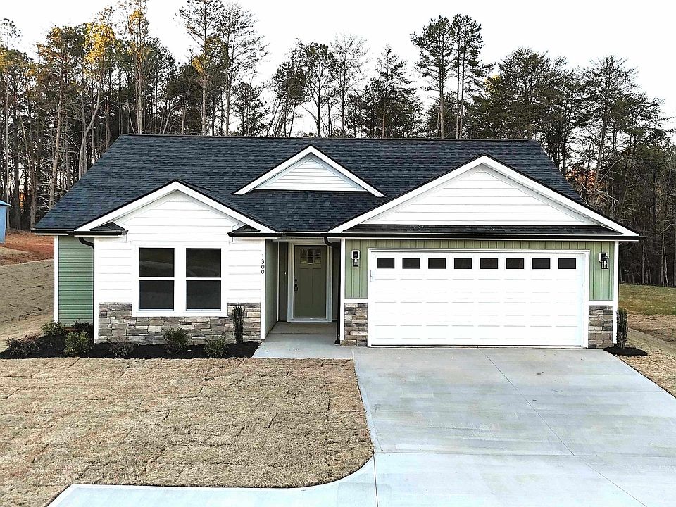 1st image of 1300 Fairview Rd