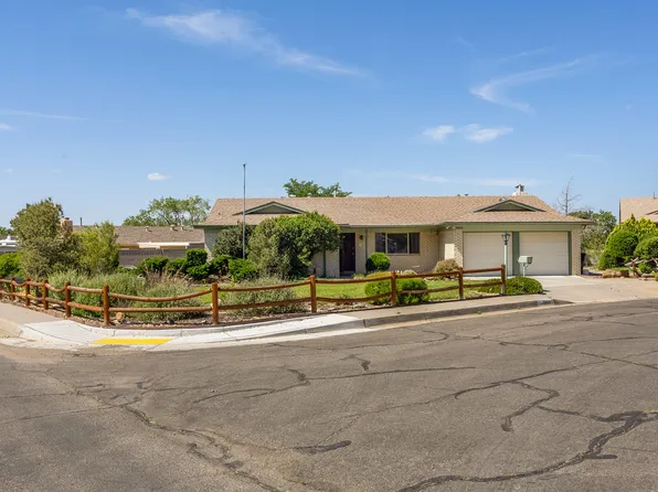 3405 Yosemite Dr NE, Albuquerque, NM 87111