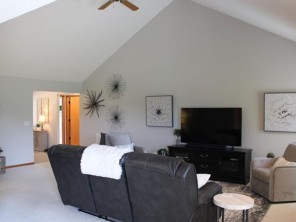 4th image of 4123 Stillwood Dr
