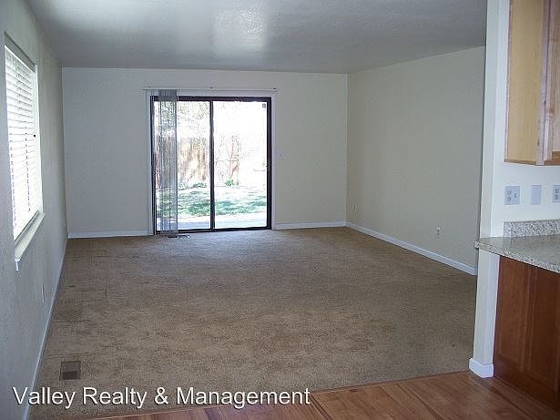 2nd image of 3766 Emerson Dr