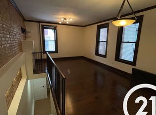 31-22 35th St #1R, Astoria, NY 11106