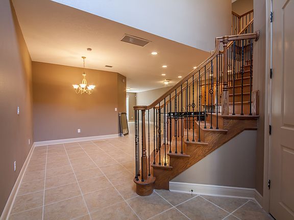 3rd image of 13942 Clubhouse Dr