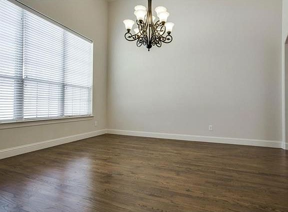 5th image of 1230 Palo Duro Dr