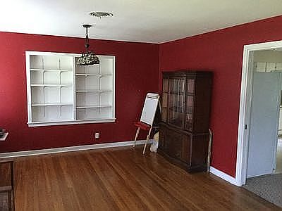 4th image of 111 W 19th St
