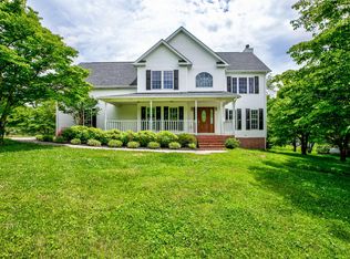 246 Suttles Ln, La Follette, TN 37766
