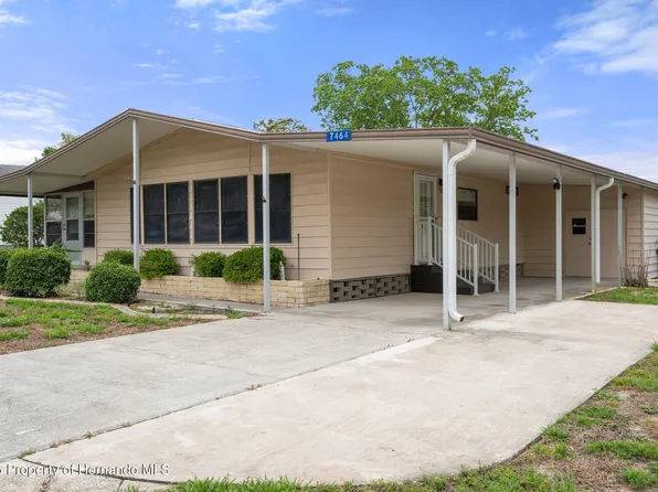 7464 Harlow St, Brooksville, FL 34613