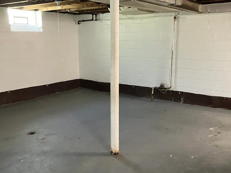 16316 Manning St — Photo 20