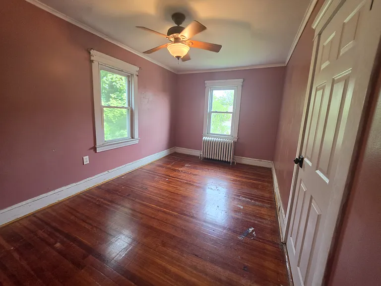 81 Waring Pl #2 — Photo 13