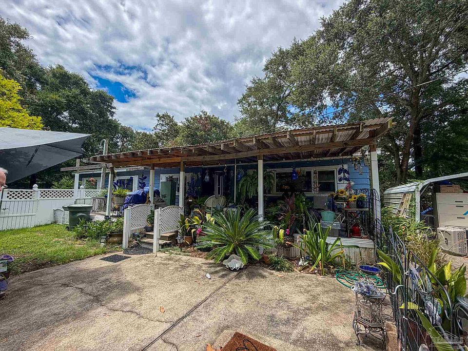 2nd image of 8529 Stockdale Ave