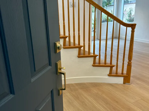 30864 Paloma Ct, Westlake Village, CA 91362