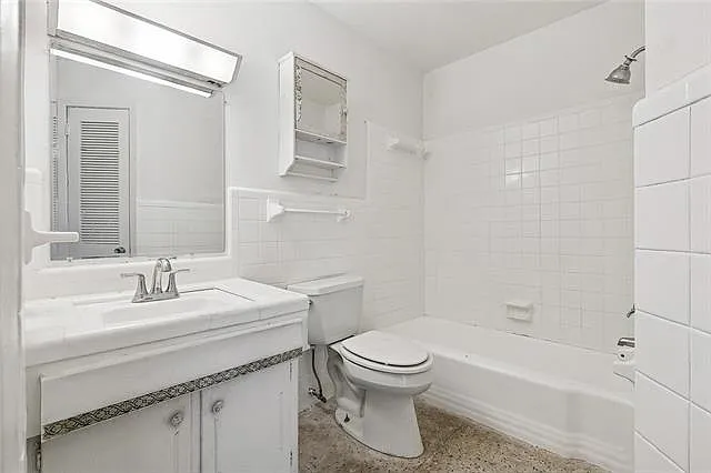 4510 Read Blvd — Photo 7