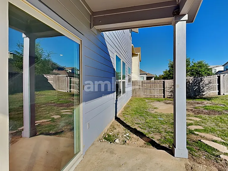 8013 Turnberry Ln — Photo 24