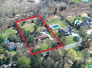 450 S L Point, Little Silver, NJ 07739