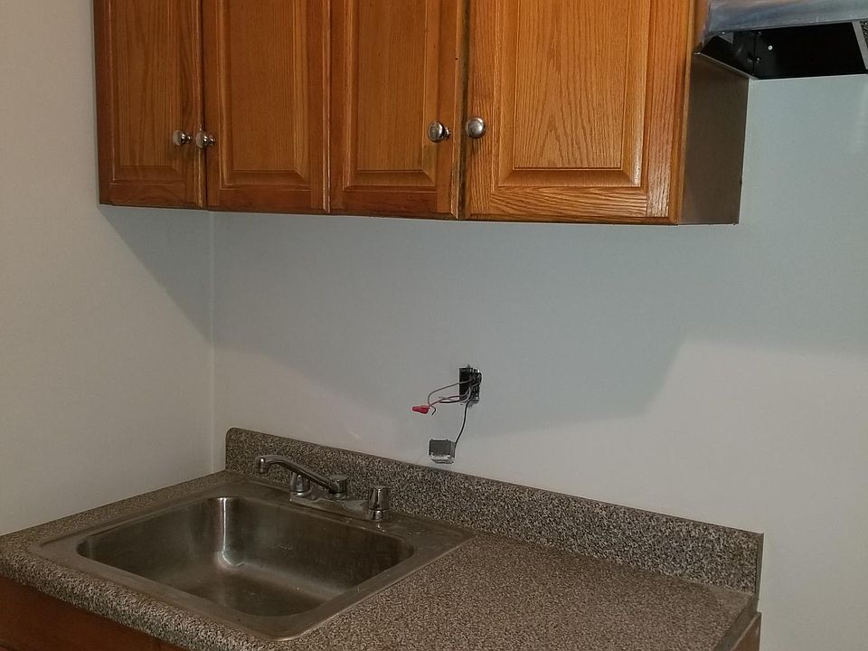 1st image of 225 Winfred Ave #2