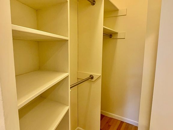 5th image of 437 W 44th St APT 3RW