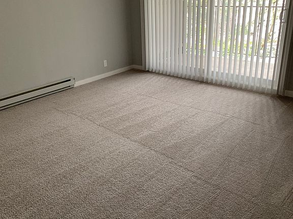 4th image of 35 Kent Ct APT 17