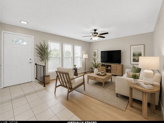2nd image of 3753 Heritage Ave
