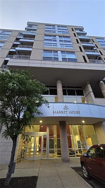 2 bed, 1653 sqft, $3,400 — Photo 1