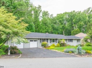 85 Fairmount Ave, Morristown, NJ 07960
