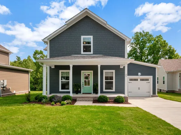 35 Sycamore Rdg W, Burns, TN 37029