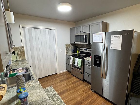3rd image of 250 Souris Dr