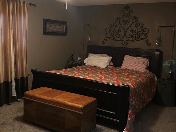 3rd image of 5331 Cole Dr