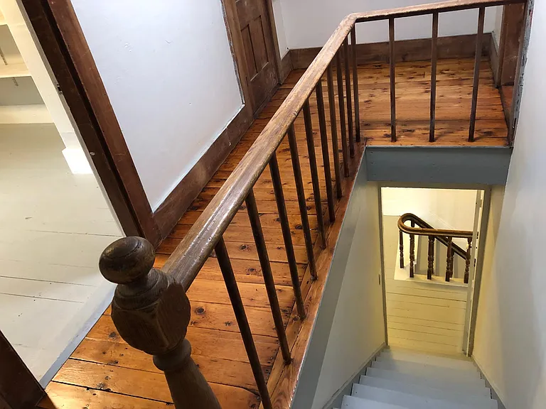 Third floor landing.
