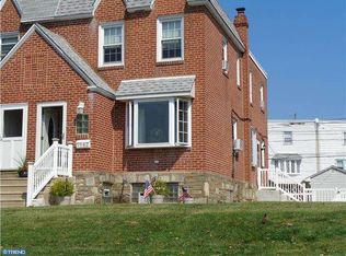 9942 Ferndale St, Philadelphia, PA 19115