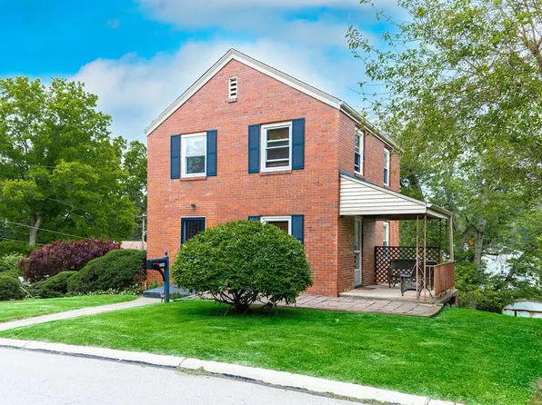 3264 Shadyway Dr, Pittsburgh, PA 15227