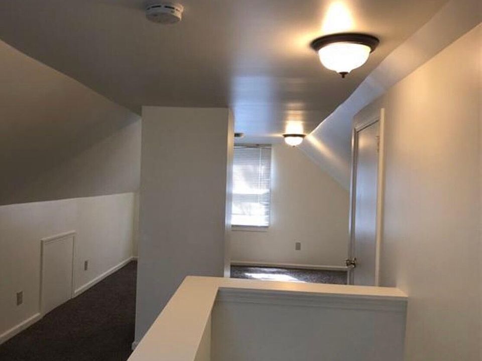 2nd image of 22069 Lambrecht Ave