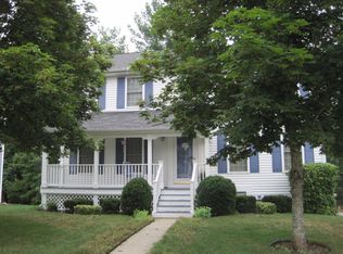 42 Garden Walk Dr, Manchester, NH 03109