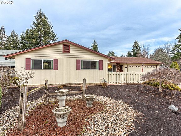 5th image of 623 SE 20th Ct