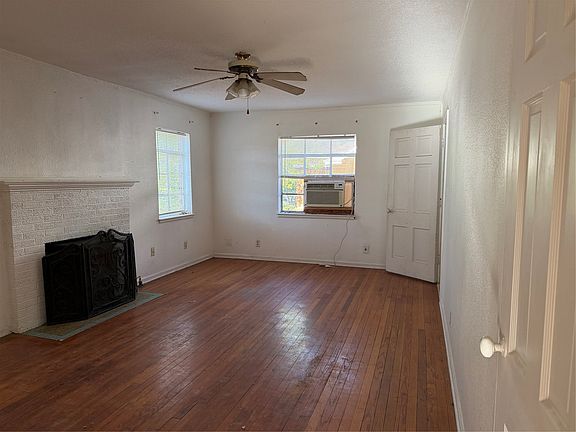 4th image of 2726 Avon St