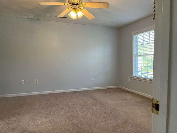 2nd image of 640 Cameo Ct