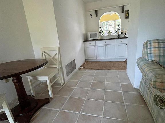 4th image of 209 Saint Lucie Blvd