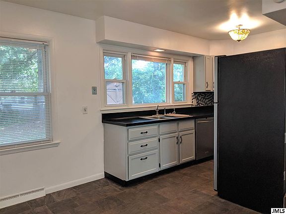 5th image of 508 Heyser St
