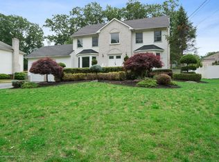125 Union Hill Rd, Manalapan, NJ 07726