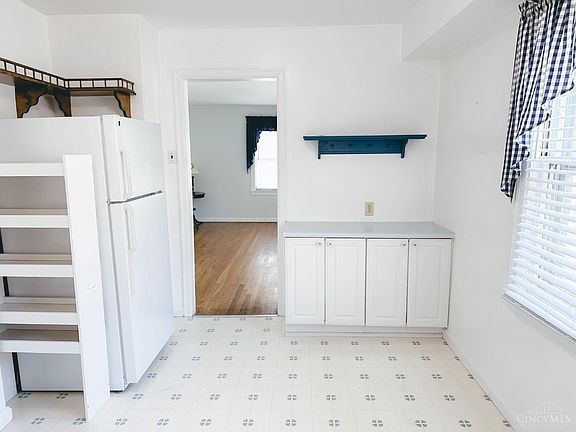 5th image of 229 McGuire Ln