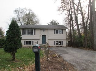 7419 Birch Dr, Wonder Lake, IL
