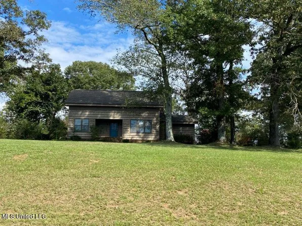 1600 Airport Rd, Magee, MS 39111