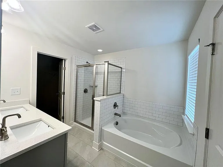116 Auburn Gate Ln — Photo 21