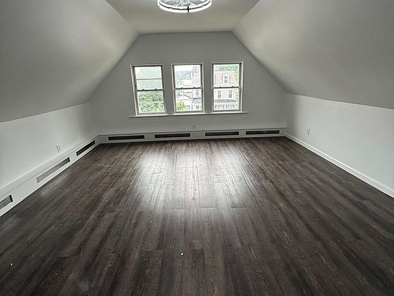 4th image of 12 Cedar Pl APT 3