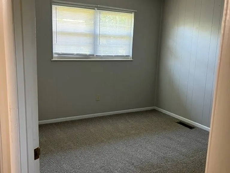 1463 Cora Ln — Photo 19